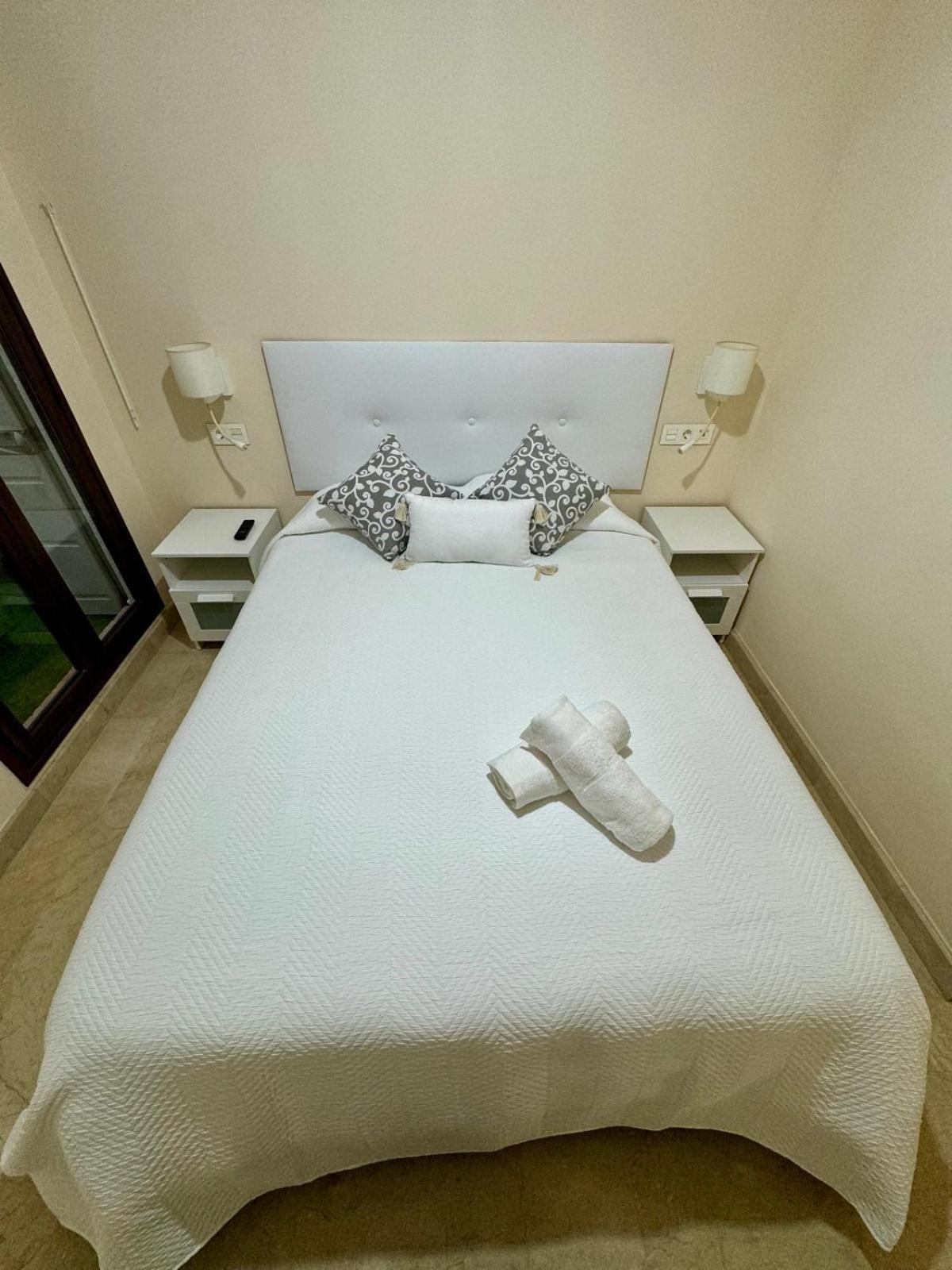 Apartamento En Lumbreras-Alameda Sevilla Exteriör bild
