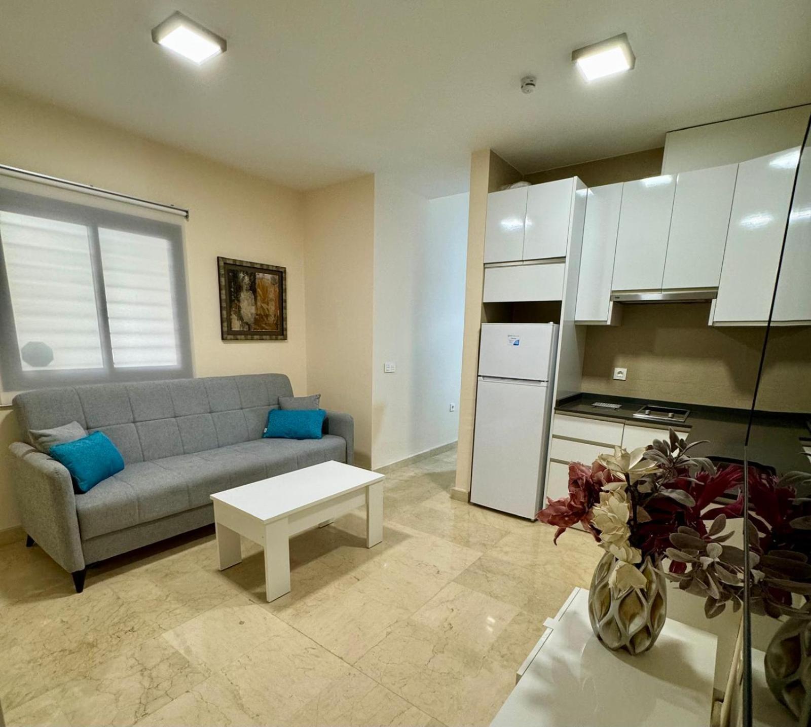 Apartamento En Lumbreras-Alameda Sevilla Exteriör bild