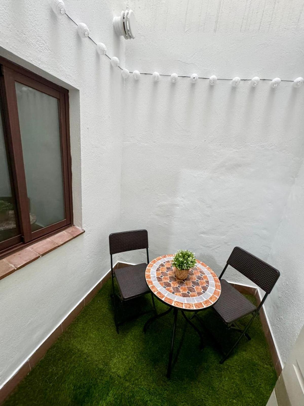 Apartamento En Lumbreras-Alameda Sevilla Exteriör bild