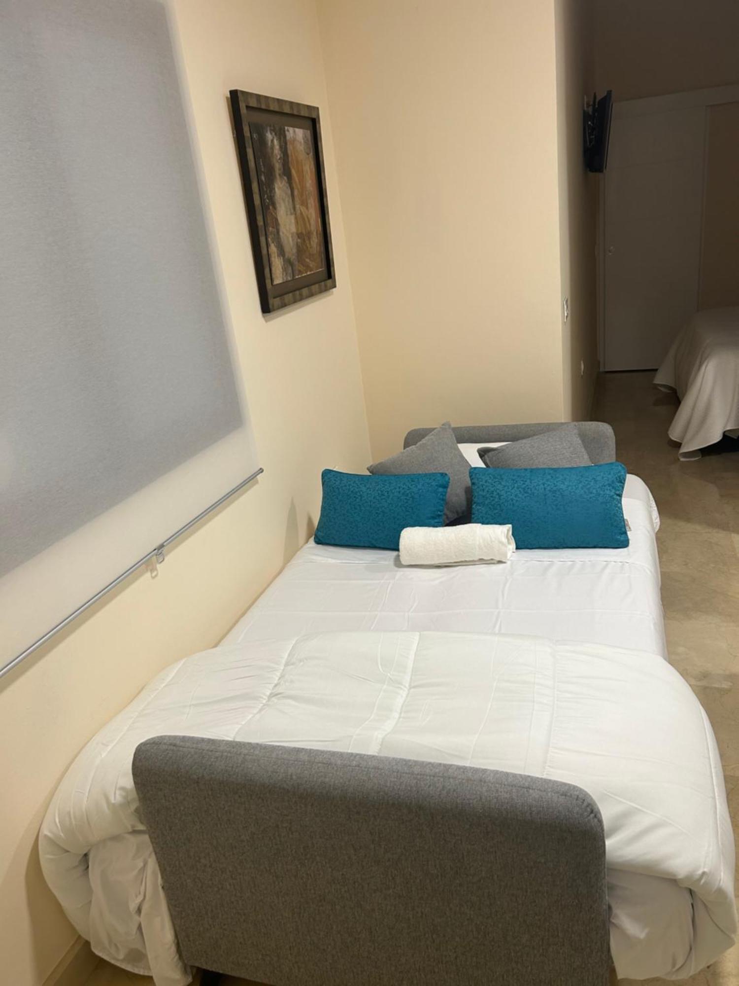 Apartamento En Lumbreras-Alameda Sevilla Exteriör bild